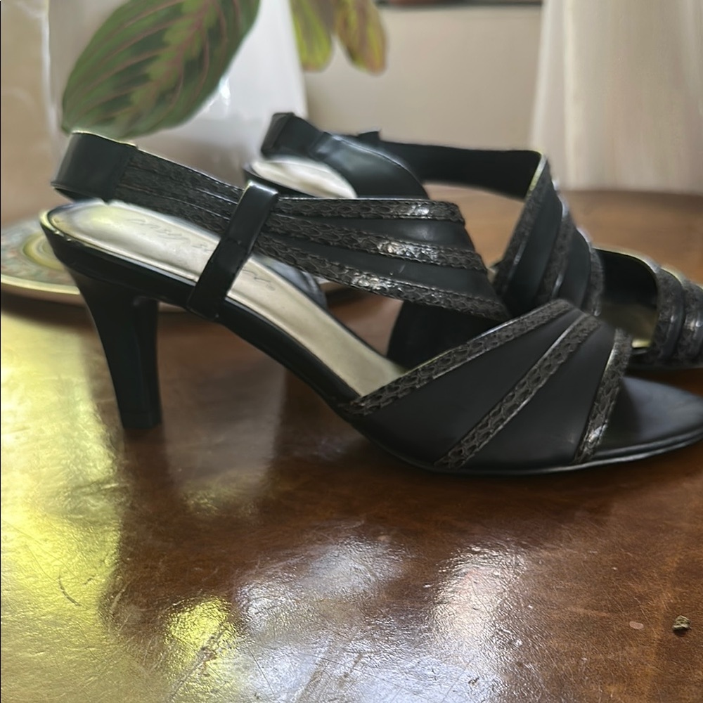 Easy Street Black Heels with Slingback Design